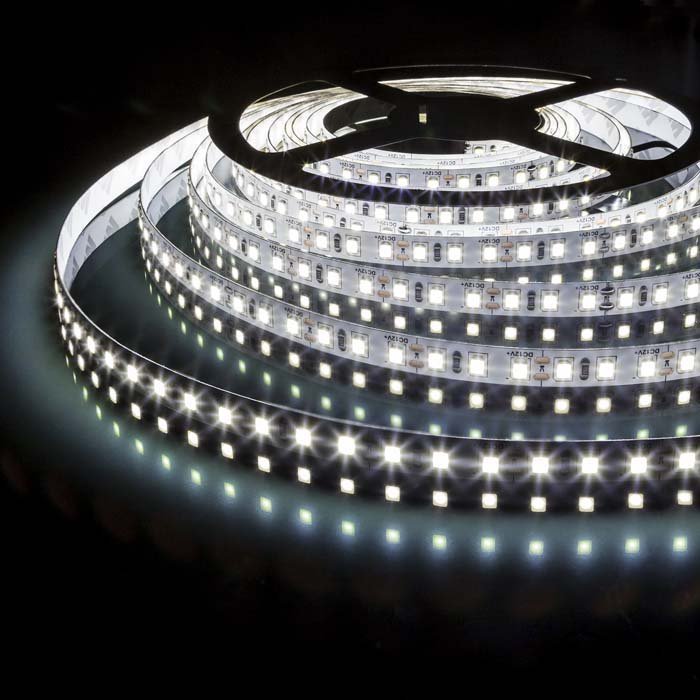 Ленты LED Лента светодиодная 120Led 9,6W IP20 6500K холодный белый (2835 12V 120Led 9,6W IP20) фабрики Elektrostandard